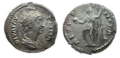 293   -  DIVA FAVSTINA. Busto diademado de Diva Faustina hacia la derecha.