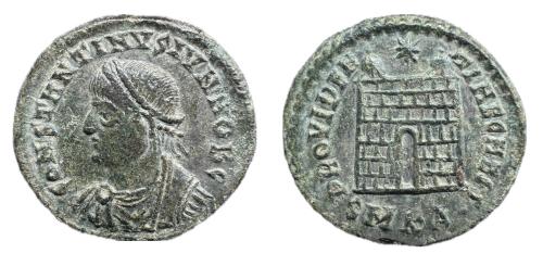423   -  CONSTANTINO II. Follis. 324-325 d.C. Cícico. (RIC 26).