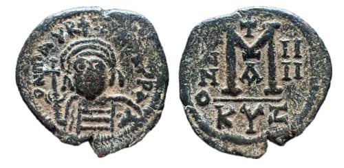 447   -  MAURICIO TIBERIO (582-602).  Follis. Cícico. Fechado RY 3 (585/6). (MIB 85; Sear 518)
