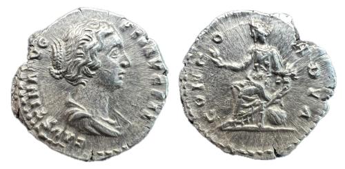 170   -  Faustina Hija. Denario. 145-161 d.C. Roma. (Ric-III 502a)