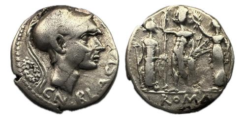 141 - Cornelia republicana romana. Cneo Cornelio Blasio. Denario. 151 a.C. Roma