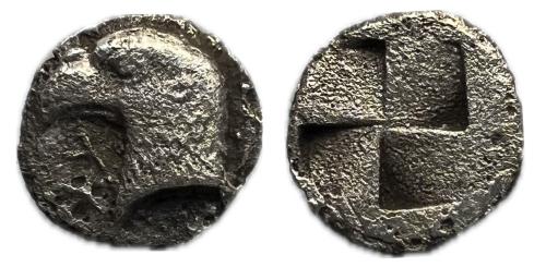 3 - Aiolis, Kyme. 480-450 a.C. Hemiobolo (SNG de Aulock 1623.)
