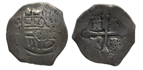331 - Felipe IV (1621-1665). 8 reales. Fecha no visible. México